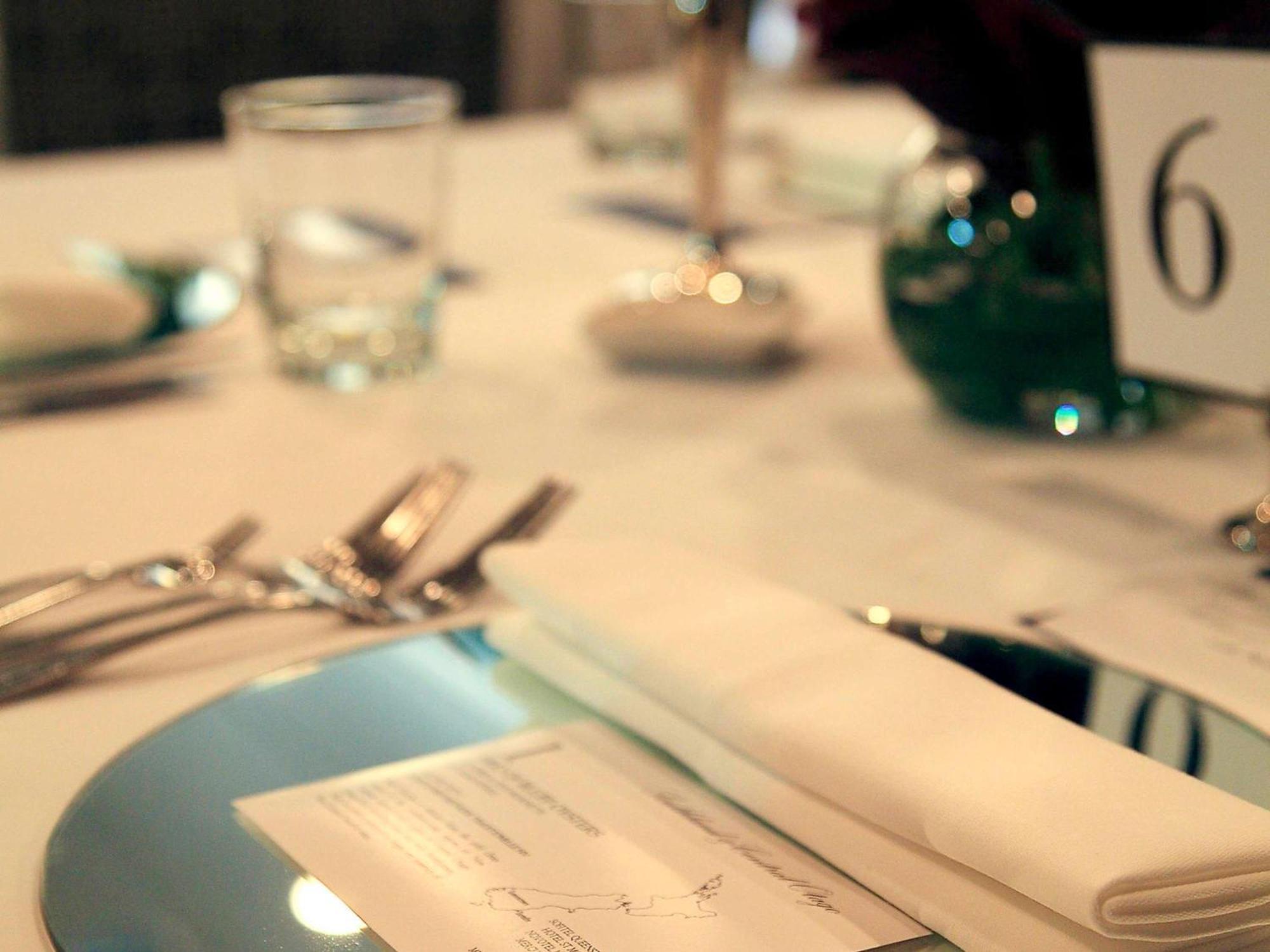 Hotel St Moritz Queenstown - MGallery by Sofitel Exterior foto A place setting at a formal dinner