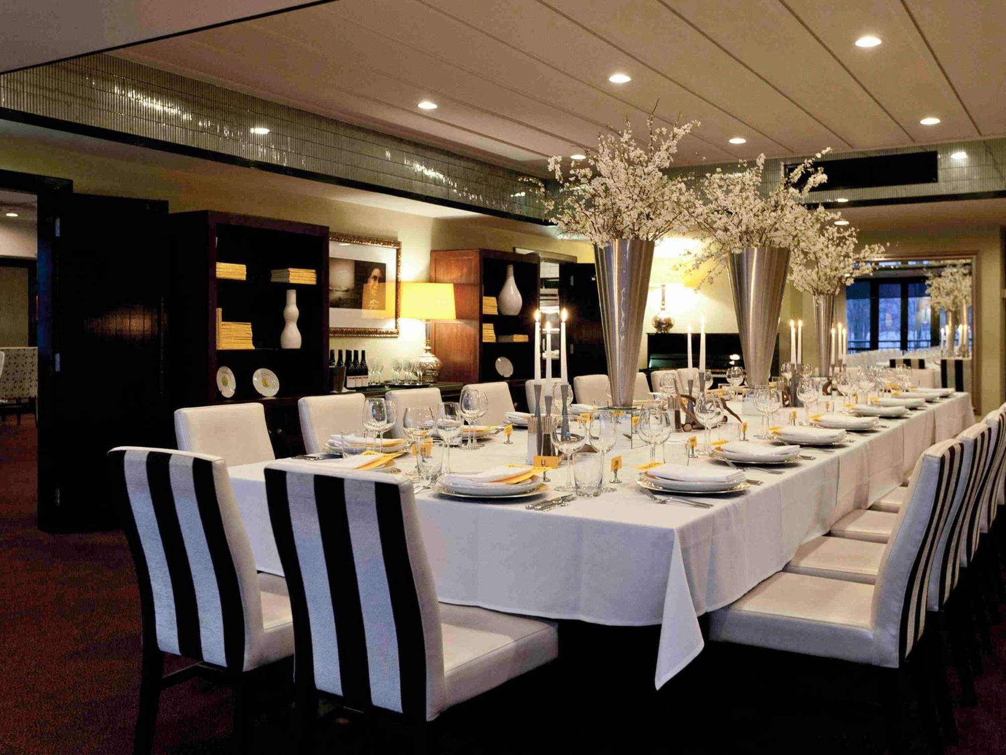 Hotel St Moritz Queenstown - MGallery by Sofitel Exterior foto The interior of the restaurant
